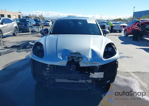 2023 Porsche Macan T from USA, damaged, VIN WP1AA2A51PLB20727